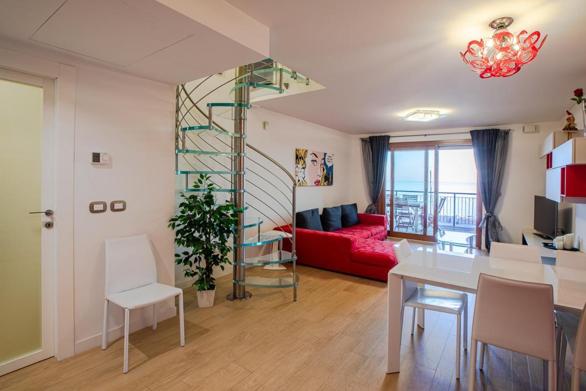 Portopiccolo Avolare Apartments In Borgo - Beach Included سيستيانا الغرفة الصورة